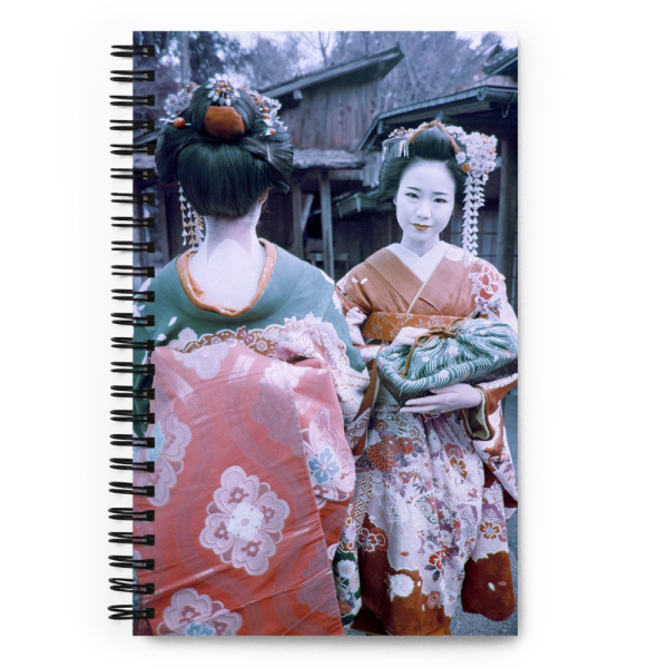 Notebook with the photo of Two Japanese Geishas in traditional kimonos